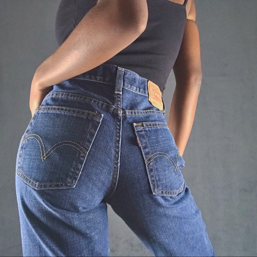 ‼️3 for $15‼️ Levi’s 550 high waisted jeans